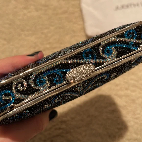 Judith Leiber Crystal Clutch - Picture 3 of 8